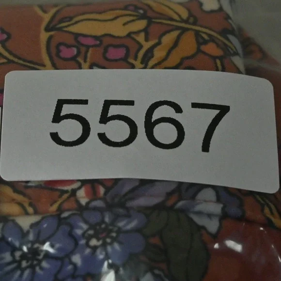 Anthropologie Floral Ankle Pants - Multicolor - Picture 13 of 13